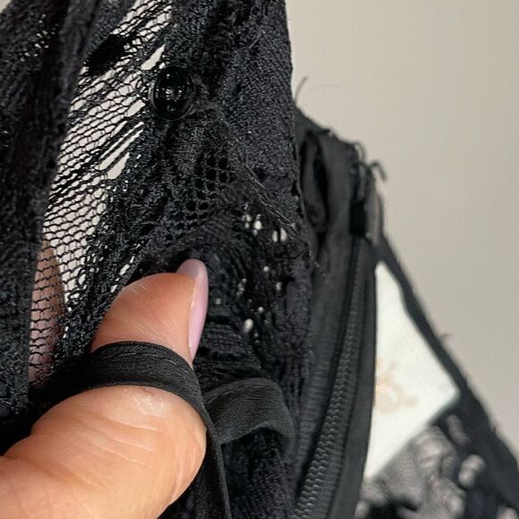 Keepsake the Label Lace Overlay Cap Sleeve Mini Dress || SZ S || Black - Picture 9 of 15